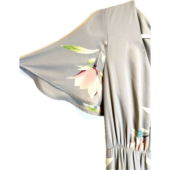 Show Me Your Mumu Sophia Wrap Maxi Dress Lily Showers Feminine Flutter Sleeves M - Picture 3 of 8